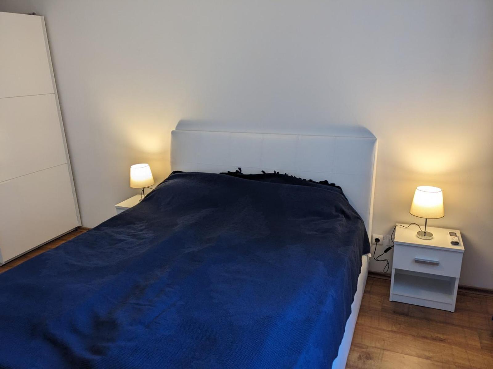Daire Sapphire Mountain 1 *