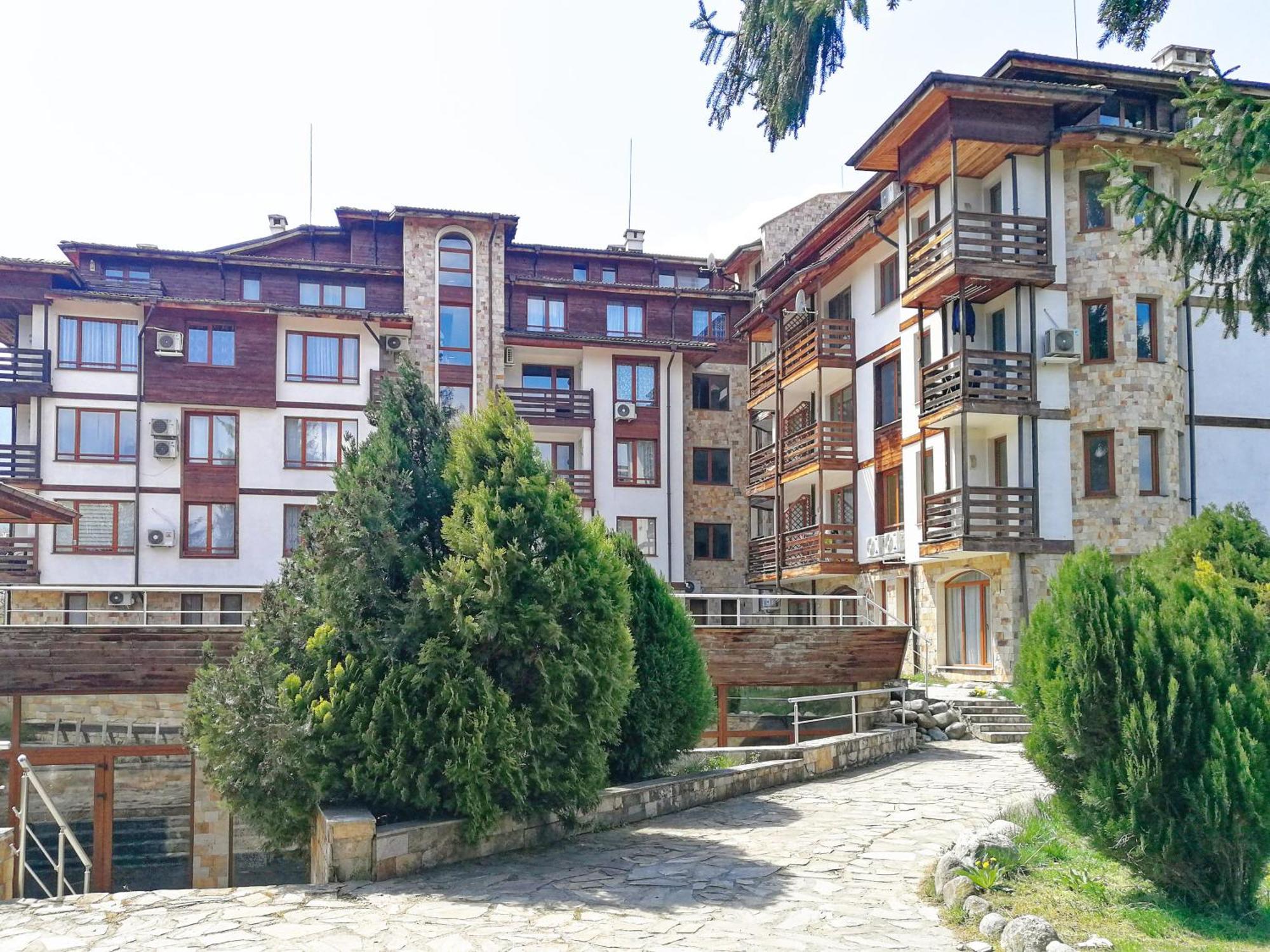 Sapphire Mountain 1 Daire *